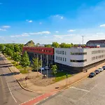 Apartament Grosse Mit 3 Schlafzimmern & 6 Boxspringbetten, Wlan, Smart Tv, Parkplatz, Waschmaschine & Trockner