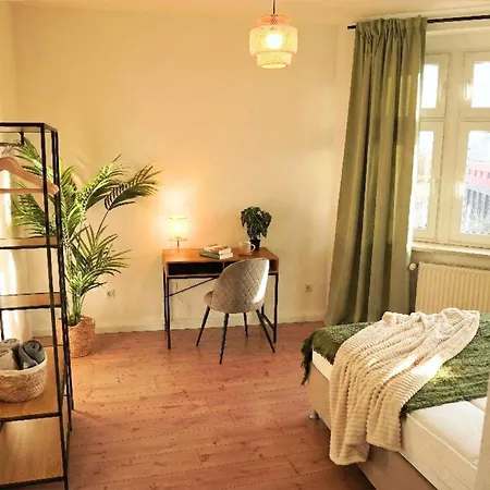 Grosse Mit 3 Schlafzimmern & 6 Boxspringbetten, Wlan, Smart Tv, Parkplatz, Waschmaschine & Trockner 아파트 *
