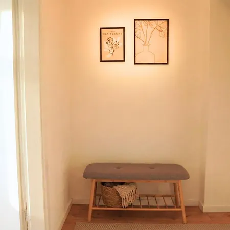 Große Mit 3 Schlafzimmern&6 Boxspringbetten, Wlan, Smart Tv, Parkplatz, Waschmaschine&trockner Apartment