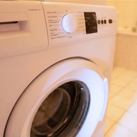 Grosse Mit 3 Schlafzimmern & 6 Boxspringbetten, Wlan, Smart Tv, Parkplatz, Waschmaschine & Trockner 마그데부르크