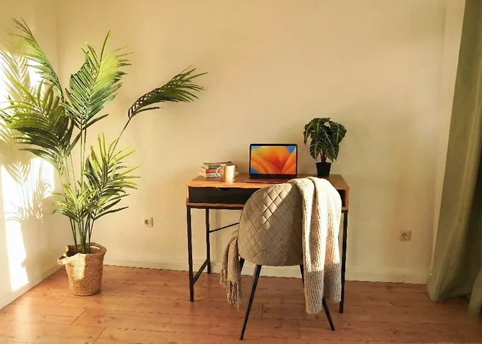 Apartment Große Mit 3 Schlafzimmern&6 Boxspringbetten, Wlan, Smart Tv, Parkplatz, Waschmaschine&trockner *