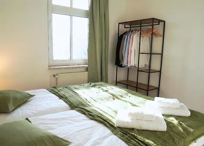 Daire Grosse Mit 3 Schlafzimmern & 6 Boxspringbetten, Wlan, Smart Tv, Parkplatz, Waschmaschine & Trockner