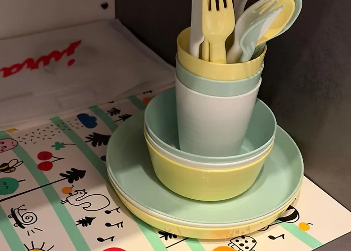 Apartment Große Mit 3 Schlafzimmern&6 Boxspringbetten, Wlan, Smart Tv, Parkplatz, Waschmaschine&trockner Magdeburg