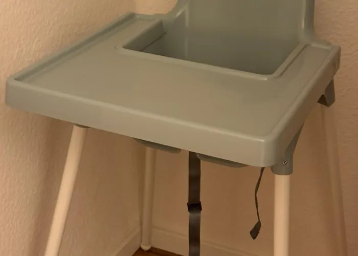 Daire Grosse Mit 3 Schlafzimmern & 6 Boxspringbetten, Wlan, Smart Tv, Parkplatz, Waschmaschine & Trockner Magdeburg